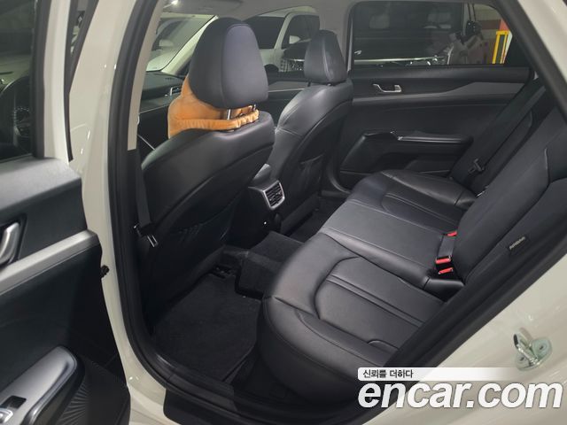 Kia K5 (III) 2.0 Prestige 2023 — фото 22
