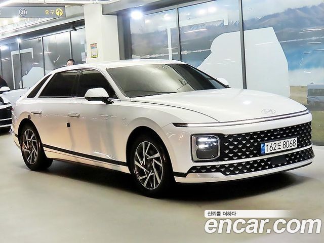 Hyundai Grandeur (GN7) 2,5 Gasoline 2WD Premium 2023 — фото 1