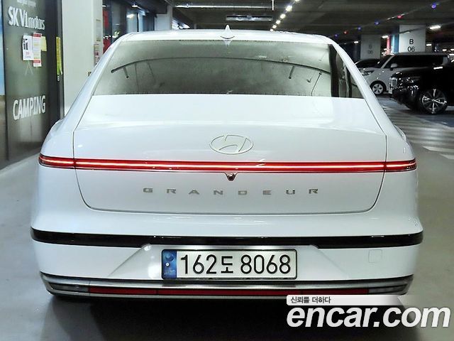 Hyundai Grandeur (GN7) 2,5 Gasoline 2WD Premium 2023 — фото 5