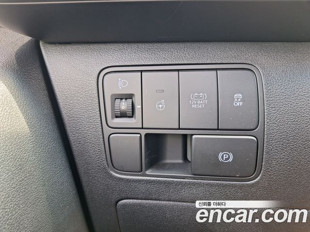 Hyundai Staria HEV 1.6 Cargo 3-Seater Modern 2025 — фото 19