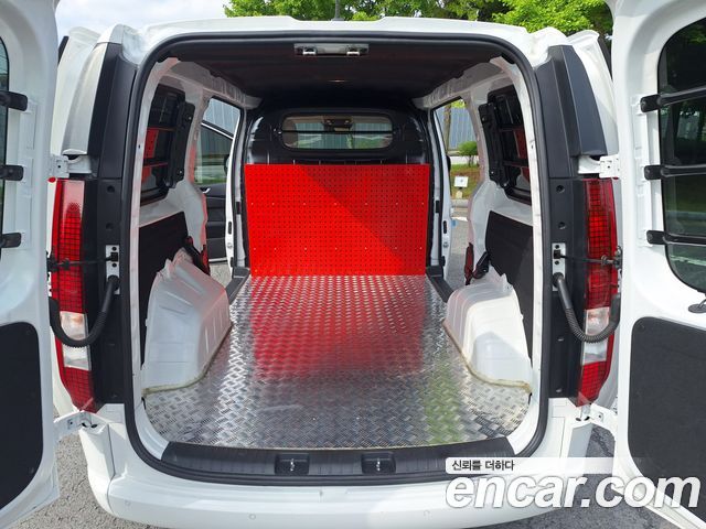 Hyundai Staria HEV 1.6 Cargo 3-Seater Modern 2025 — фото 21