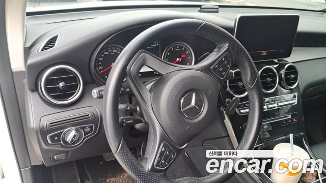 Mercedes-Benz GLC-Class (X253) GLC350e 4MATIC 2019 — фото 13