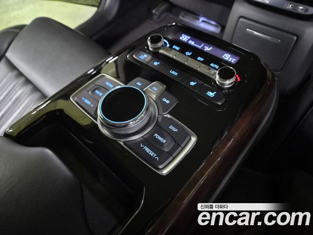 Genesis EQ900 3.8 GDI AWD Premium Luxury 2016 — фото 20