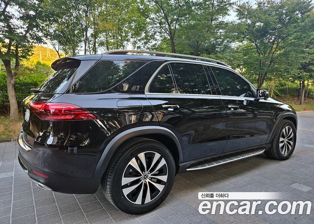 Mercedes-Benz GLE-Class (W167) GLE300d 4MATIC 2024 — фото 6