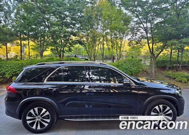 Mercedes-Benz GLE-Class (W167) GLE300d 4MATIC 2024 — фото 7