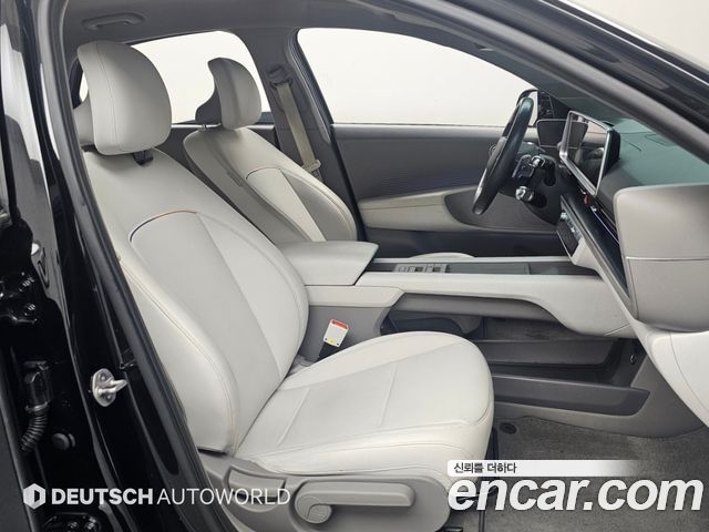 Hyundai Ioniq 6 Long Range Exclusive + 2023 — фото 10