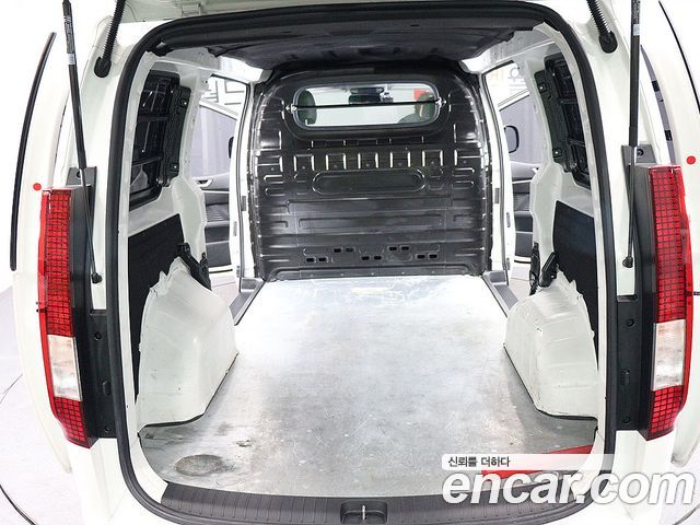 Hyundai Staria Cargo 3-Seater Modern 2022 — фото 5