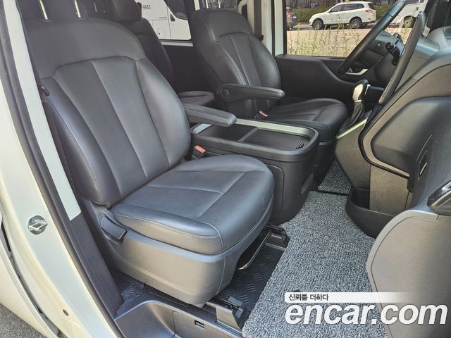 Hyundai Staria Cargo 5-Seater Modern 2023 — фото 24