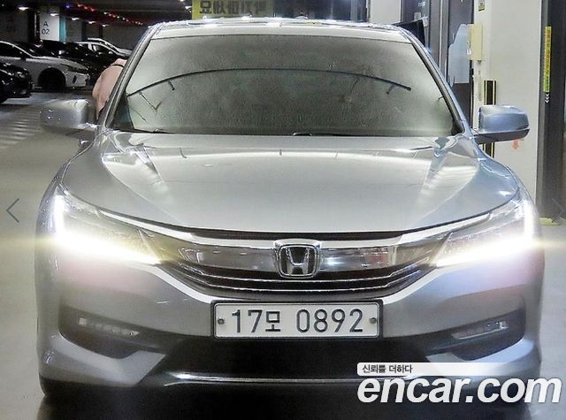 Honda Accord 2.4 9th 2016 — фото 2