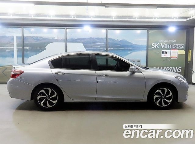 Honda Accord 2.4 9th 2016 — фото 6