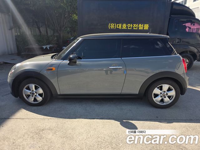 MINI Cooper Standard Third Generation 2016 — фото 2