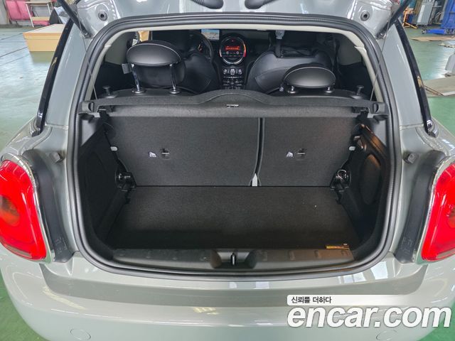MINI Cooper Standard Third Generation 2016 — фото 21