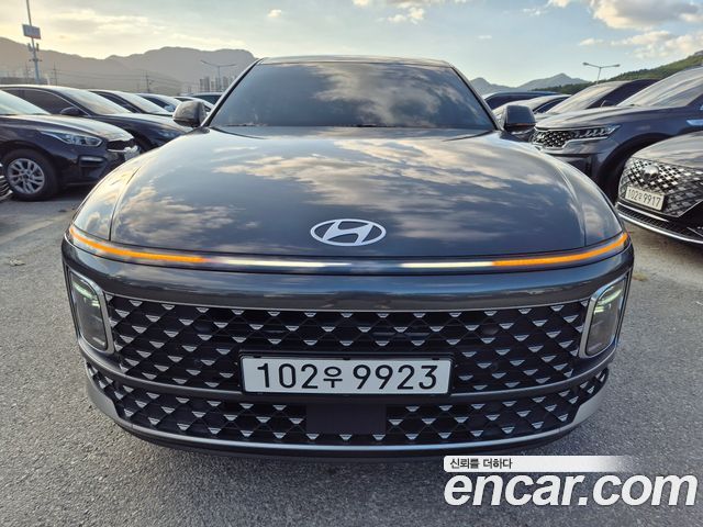 Hyundai Grandeur (GN7) 2,5 Gasoline 2WD Premium