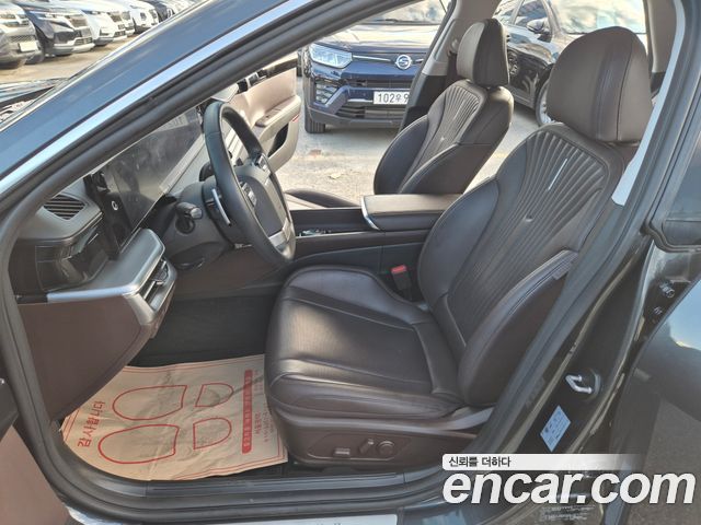 Hyundai Grandeur (GN7) 2,5 Gasoline 2WD Premium 2023 — фото 12