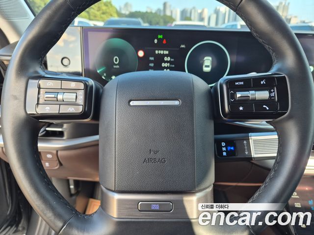 Hyundai Grandeur (GN7) 2,5 Gasoline 2WD Premium 2023 — фото 16