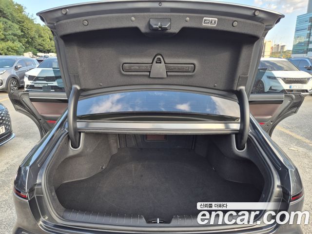Hyundai Grandeur (GN7) 2,5 Gasoline 2WD Premium 2023 — фото 20