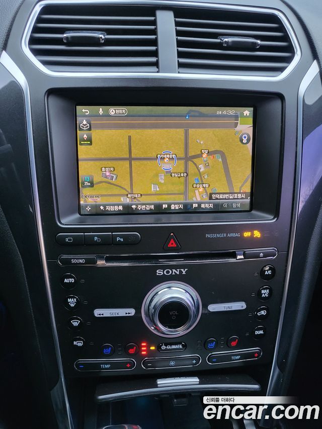 Ford Explorer 2.3 Limited 4WD 5th 2018 — фото 4