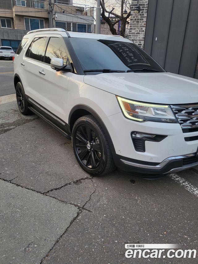Ford Explorer 2.3 Limited 4WD 5th 2018 — фото 10