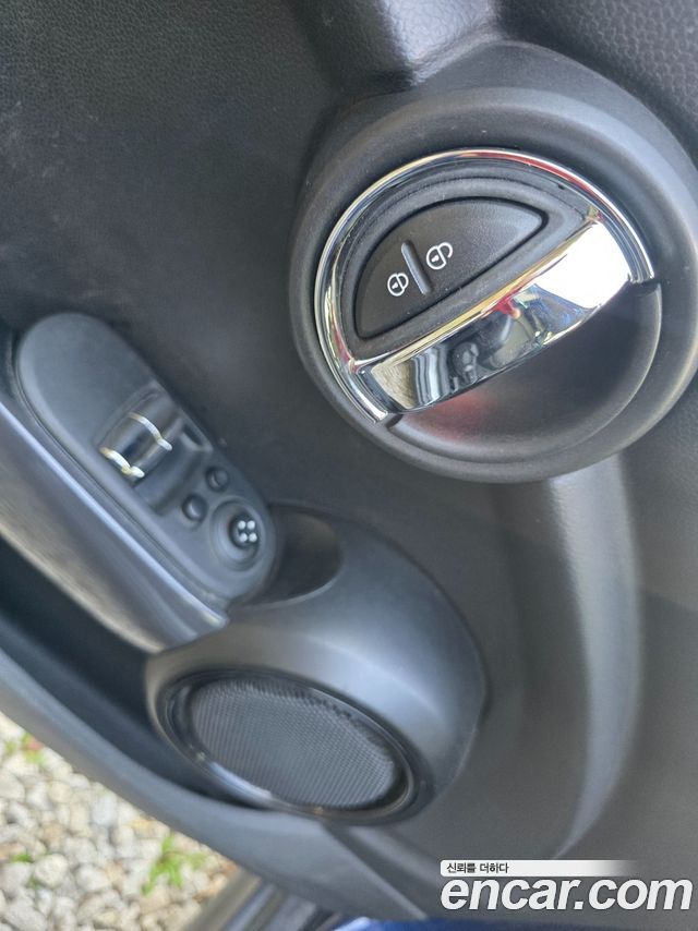 MINI Cooper Standard Third Generation 2015 — фото 19