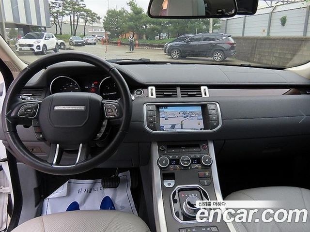 Land Rover Range Rover Evoque 2.0 TD4 HSE 2016 — фото 8