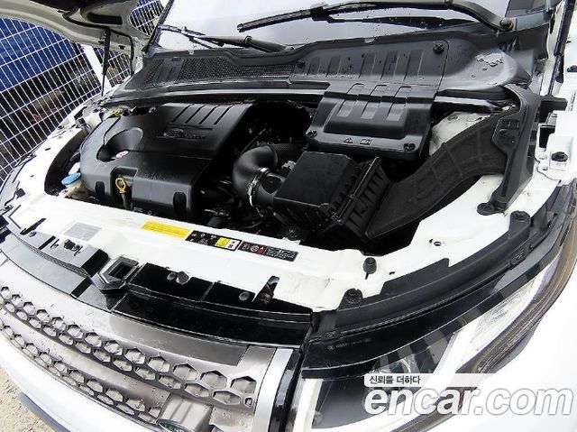 Land Rover Range Rover Evoque 2.0 TD4 HSE 2016 — фото 23