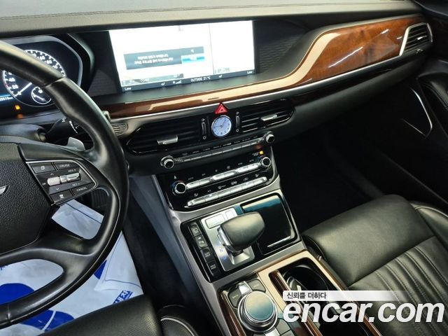 Genesis EQ900 3.3 T-GDI AWD Premiun Luxury 2017 — фото 15