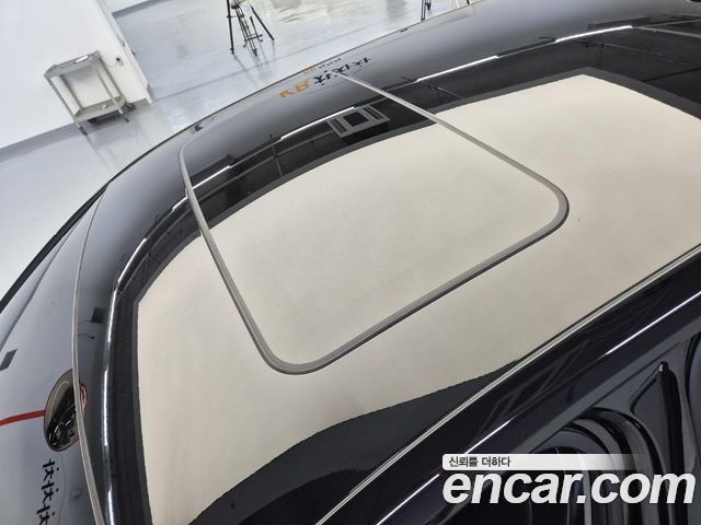 Genesis EQ900 3.3 T-GDI AWD Premiun Luxury 2017 — фото 18