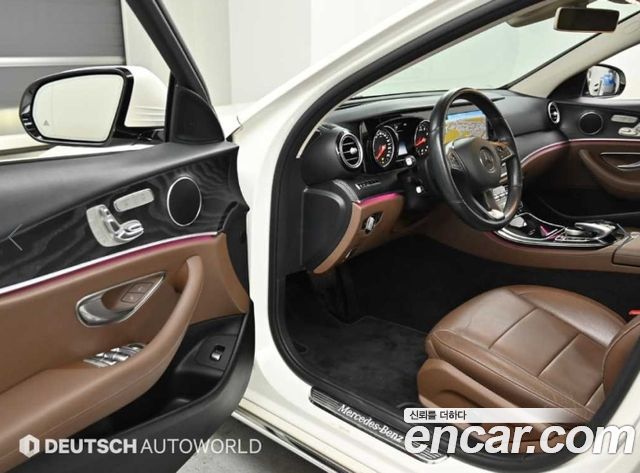Mercedes-Benz E-Class (W213) E300 AV Intelligent Drive 2017 — фото 16
