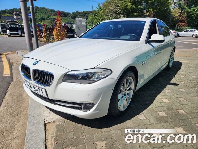 BMW 5 Series (F10) 528i
