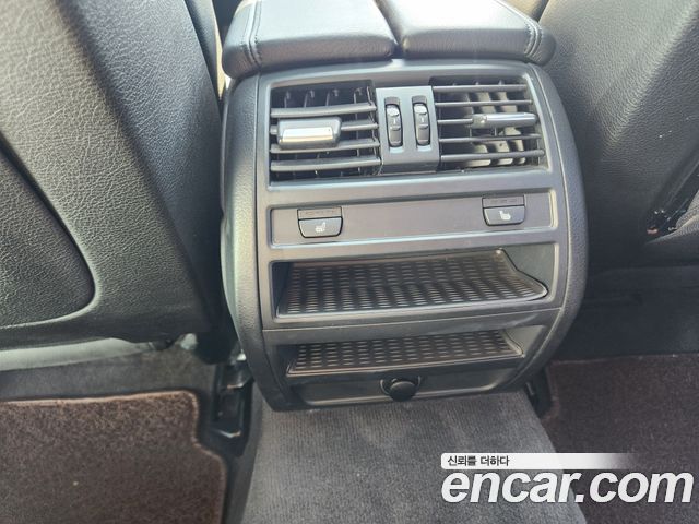 BMW 5 Series (F10) 528i 2013 — фото 10