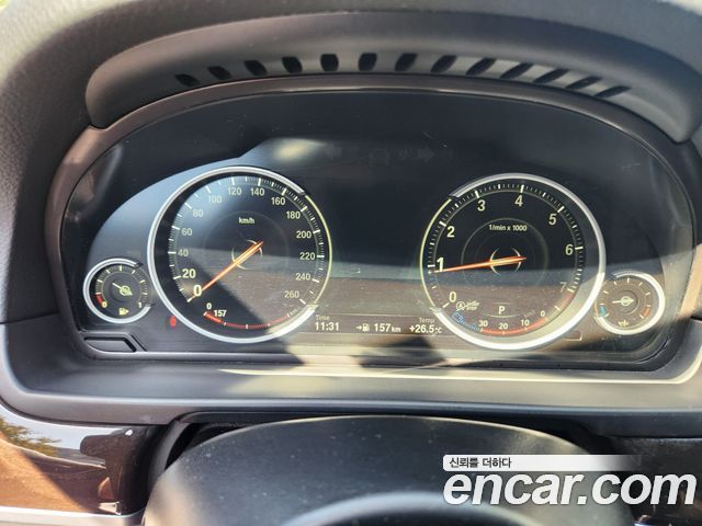 BMW 5 Series (F10) 528i 2013 — фото 19