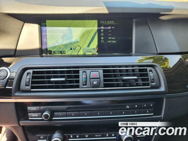 BMW 5 Series (F10) 528i 2013 — фото 22