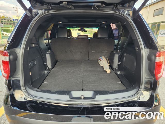 Ford Explorer 2.3 Limited 4WD 5th 2016 — фото 5