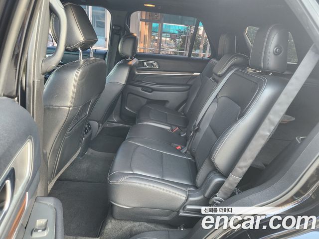 Ford Explorer 2.3 Limited 4WD 5th 2016 — фото 8