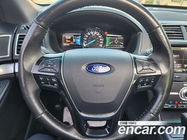Ford Explorer 2.3 Limited 4WD 5th 2016 — фото 20