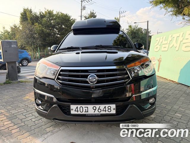 KG Mobility (SsangYong) Korando Turismo 4WD Chateau 9-seater 2014 — фото 1