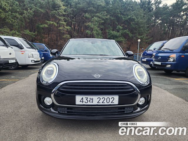 MINI Cooper Clubman Standard 2nd 2019 — фото 2
