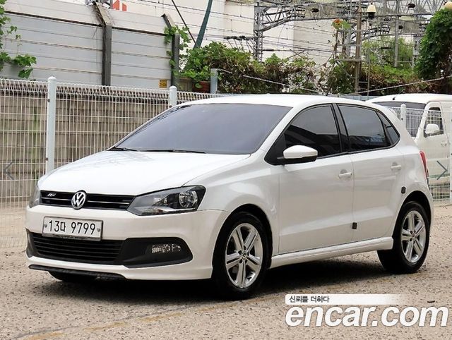 Volkswagen Polo 1.6 TDI R-Line 5th 2014 — фото 2