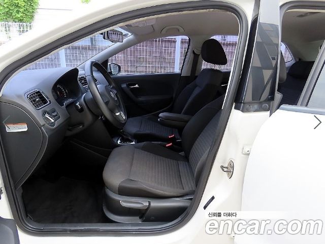 Volkswagen Polo 1.6 TDI R-Line 5th 2014 — фото 5