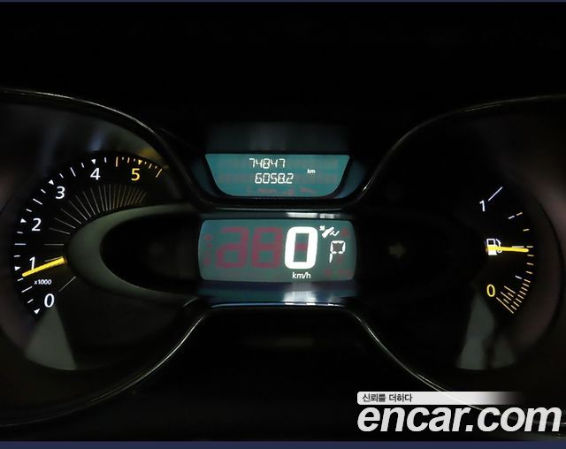 Renault Korea QM3 RE Signature 2015 — фото 10