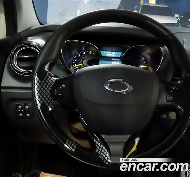Renault Korea QM3 RE Signature 2015 — фото 11