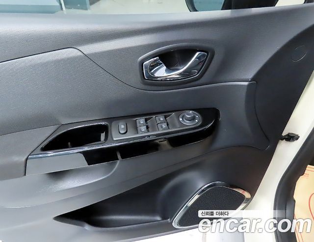 Renault Korea QM3 RE Signature 2015 — фото 16