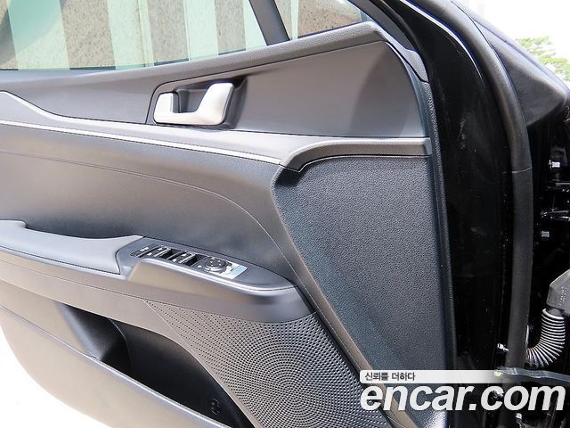 Kia K5 (III) 2.0 Prestige 2024 — фото 15