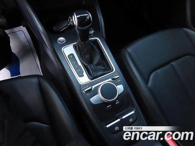 Audi Q2 35 TDI Premium 2023 — фото 10