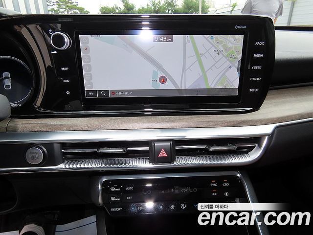 Kia K5 (III) 2.0 Signature 2023 — фото 18