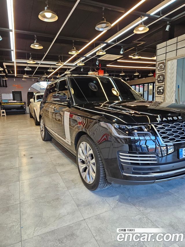 Land Rover Range Rover (IV) 5.0 SC AB LWB 2020 — фото 3