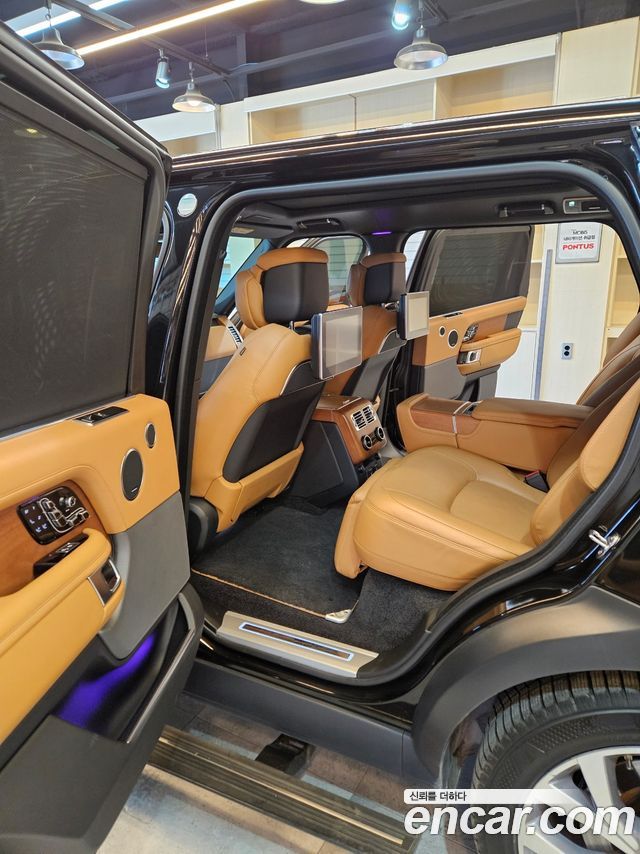 Land Rover Range Rover (IV) 5.0 SC AB LWB 2020 — фото 9