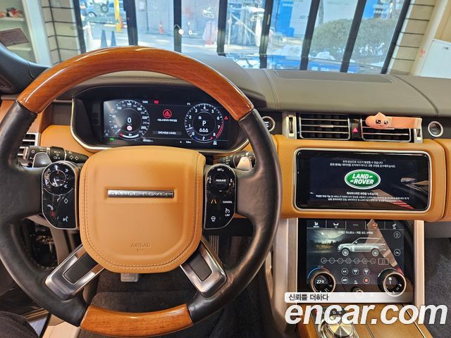 Land Rover Range Rover (IV) 5.0 SC AB LWB 2020 — фото 16