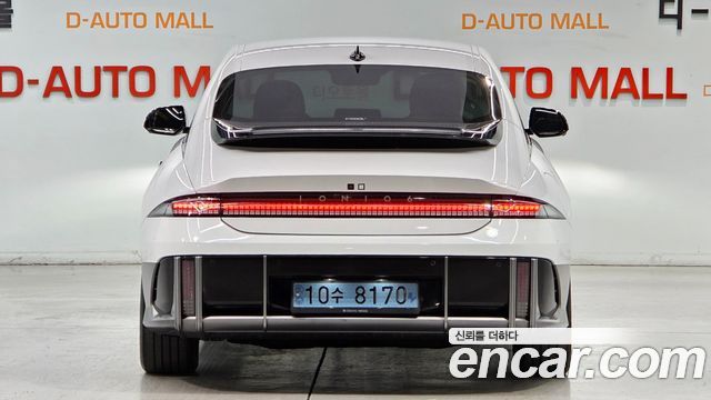 Hyundai Ioniq 6 Long Range Exclusive + 2023 — фото 2