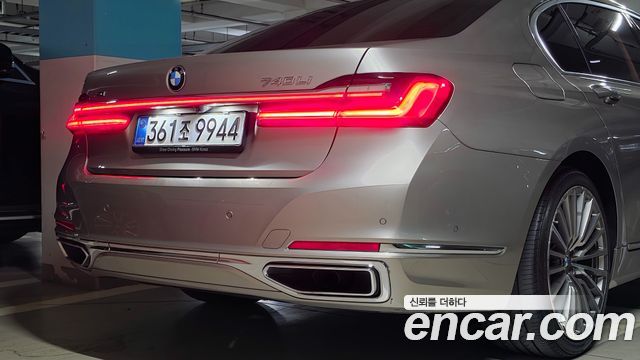BMW 7 Series (G11) 740Li xDrive Design Pure Excellence 2021 — фото 4